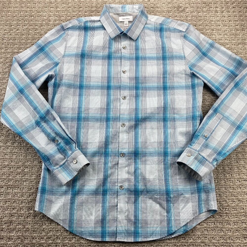 Calvin Klein Infinite Cool Shirt Men Medium M Blue White Plaid Button Up Polo
